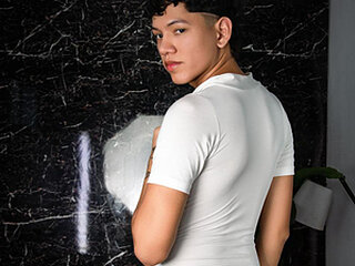 Julianrosse_'s Live Cam
