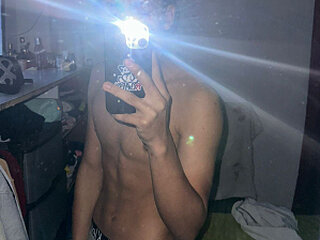 Carlos_Ruiz's Live Cam