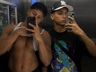 Paul & Derek's Live Cam