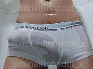 mineirinhodot_x's Live Cam