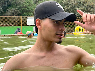 Maicolsrdiaz's Live Cam